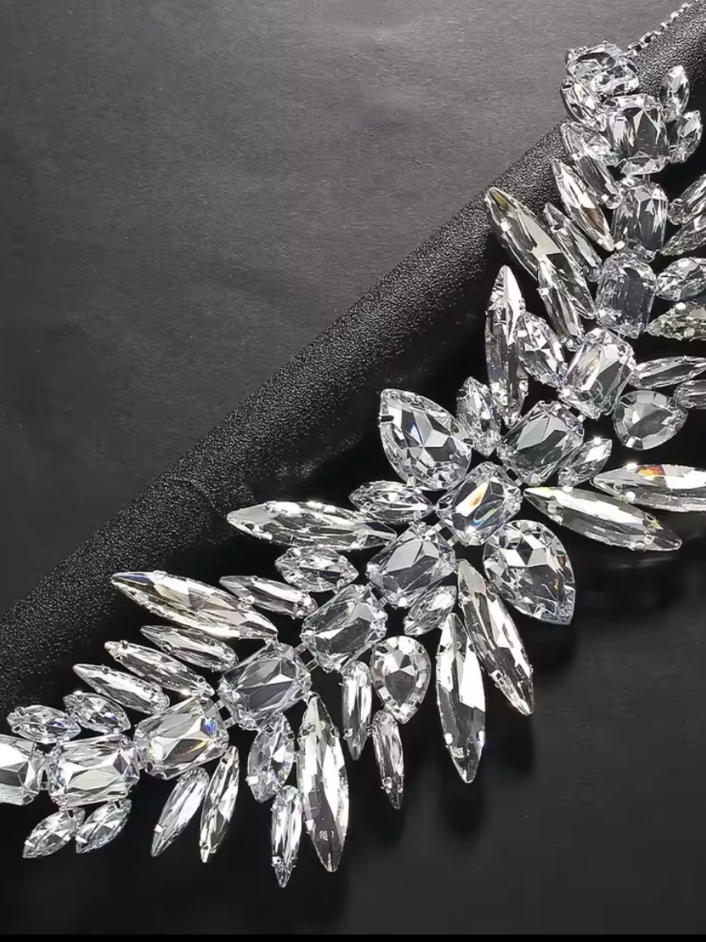 Clear Crystal Choker Necklace - Picture 4 of 6